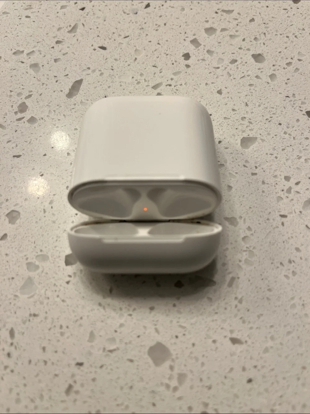 Genuine Apple Airpod 2 Charging Case  Replacement ONLY